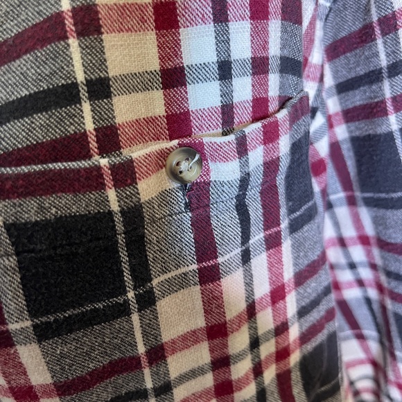 RoundTree & Yorkee Flannel Shirt - Picture 5 of 6